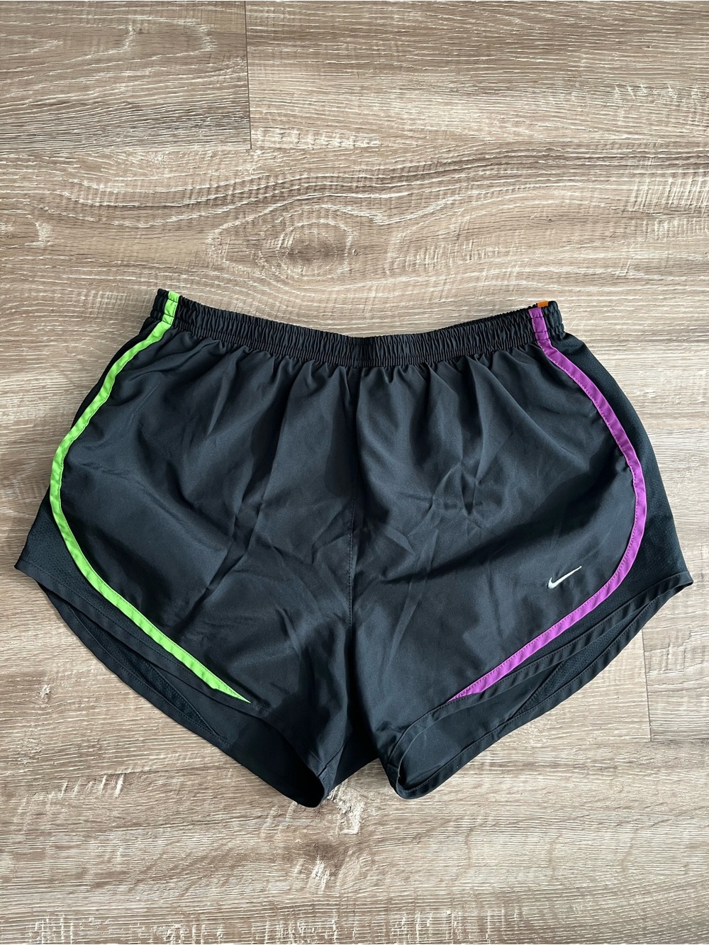Nike Womens Medium Tempo Running Shorts Solid Black with Rainbow Trim